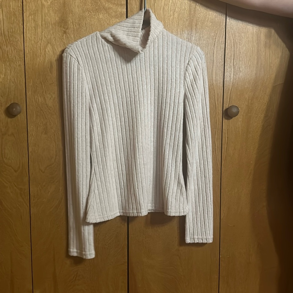 SHEIN turtle neck